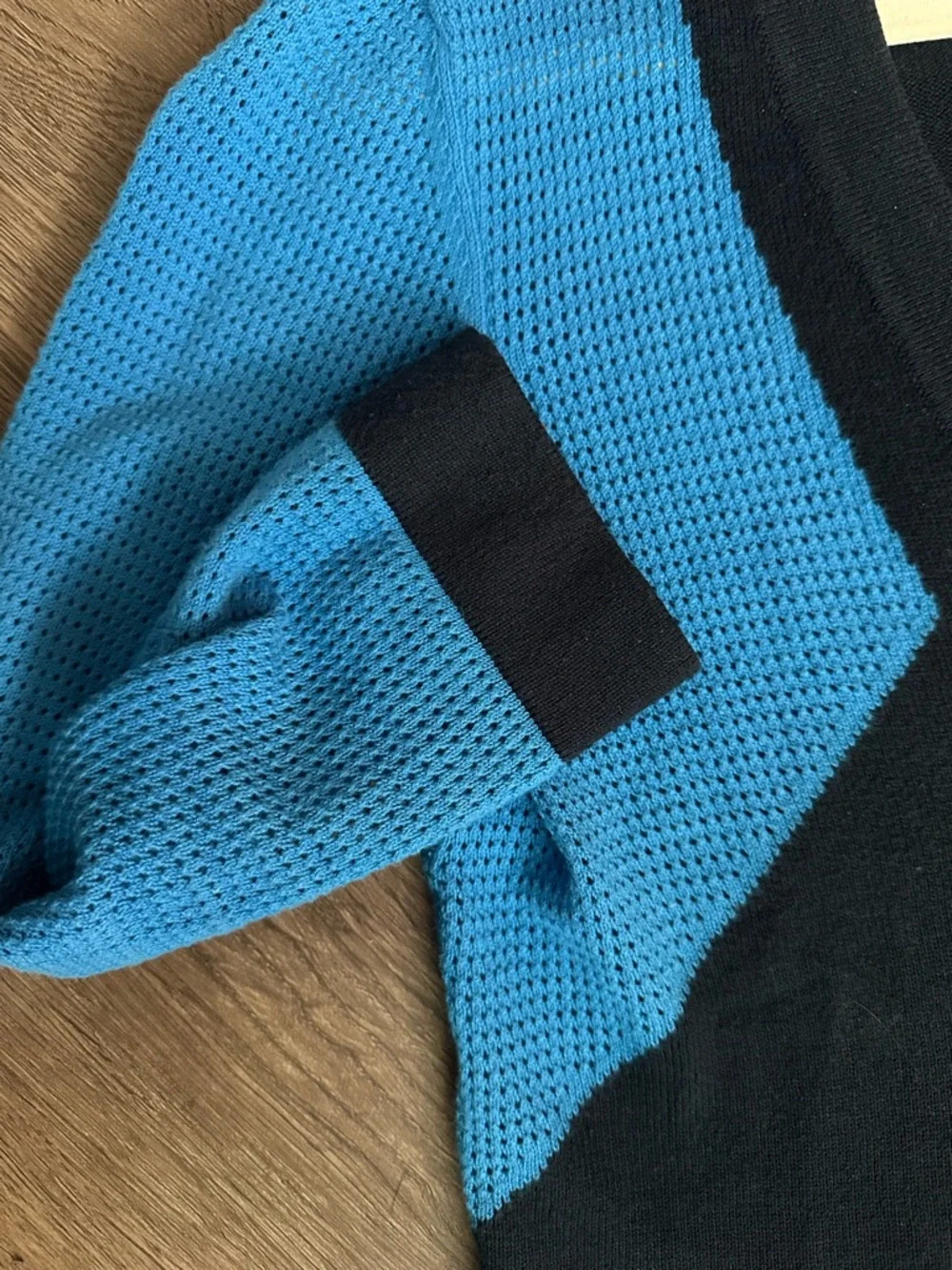 rag & bone Blue and Black V-Neck Button Cardigan
